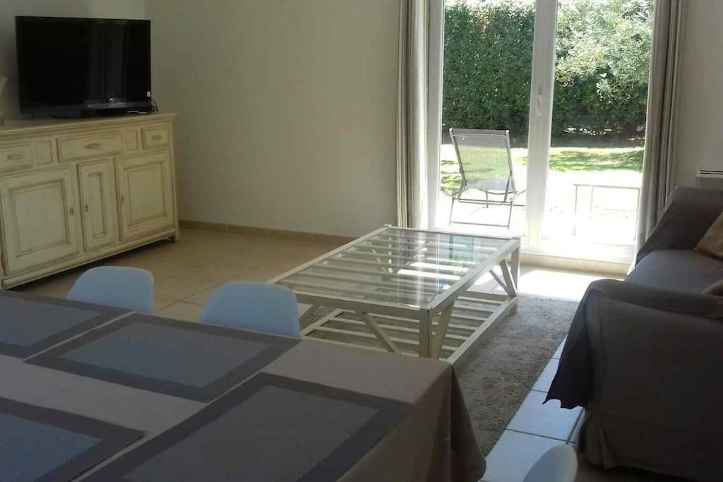 Bastide Au Pieds Des Alpilles St Remy De Provence Piscine Partagee Dans Residence Сен-Реми-де-Прованс Экстерьер фото